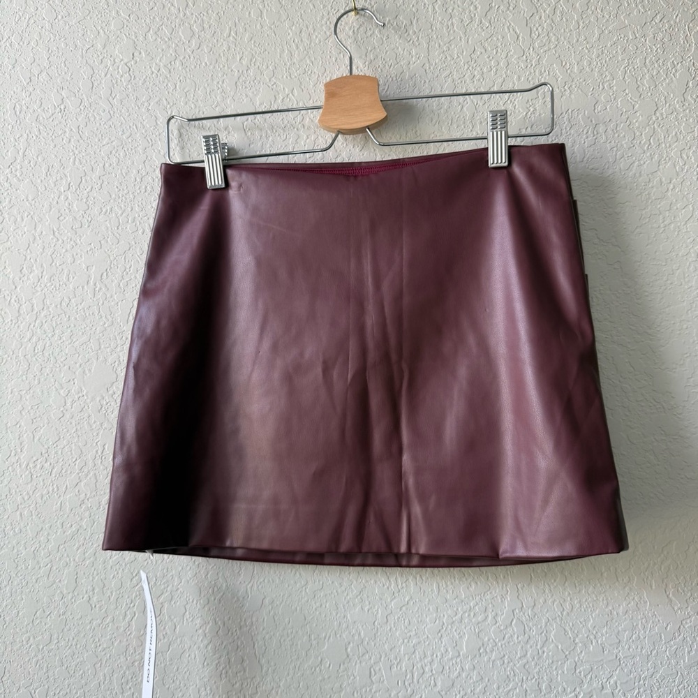 Princess Polly Kalilah Deep Burgundy Faux Leather Mini Skirt NWT - Picture 2 of 4